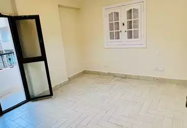 Apartments For sale - 3 rooms - floor 4