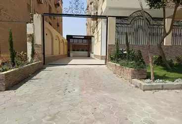 Apartments For sale - 3 rooms - floor 1