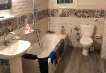 عقارات للبيع - 2 غرف - بالدور 8