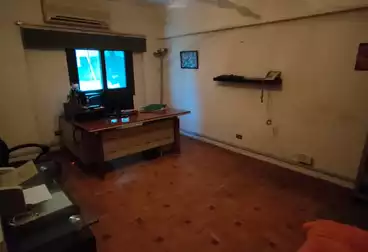 Apartments For sale - 3 rooms - floor 5
