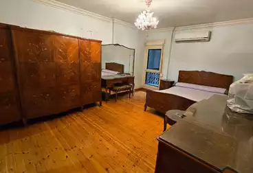 Apartments For sale - 5 rooms - floor 4