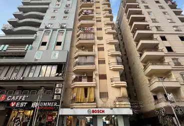 Apartments For sale - 3 rooms - floor 11