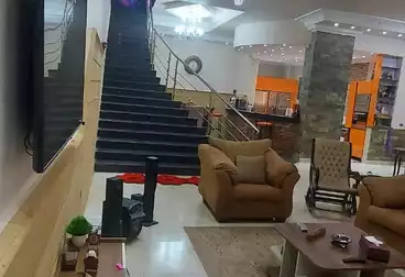 Apartments For sale - 4 rooms - floor 1