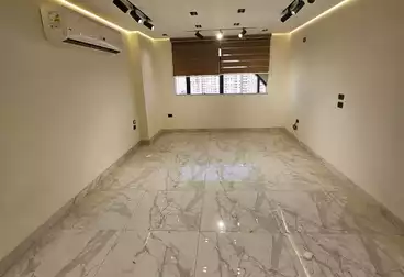 Administrative For rent - 3 rooms - floor 7