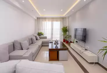 Furnished Apartment For sale - 3 rooms - floor 7