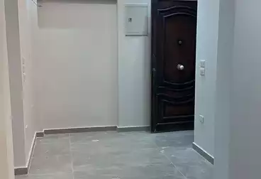 undefined undefined - 2 rooms - floor 1