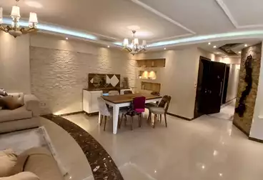 Furnished Apartment For rent - 3 rooms - floor 4
