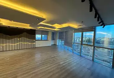 Administrative For rent - 4 rooms - floor 5