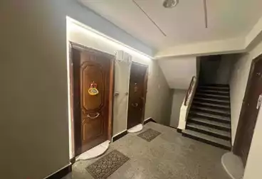 Apartments For sale - 4 rooms - floor 5