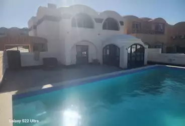 Villas For sale - 4 rooms