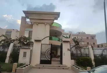 عقارات للإيجار - 5 غرف - بالدور 3