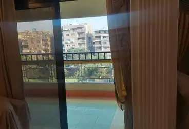 Apartments For sale - 3 rooms - floor 4