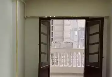 Apartments For sale - 3 rooms - floor 9