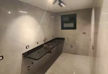 شقق للبيع - 3 غرف - بالدور 3