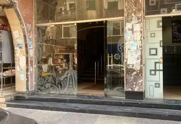 Apartments For sale - 3 rooms - floor 1