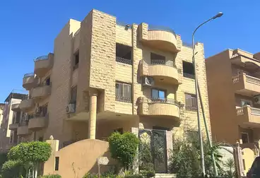 فلل للبيع - 5 غرف
