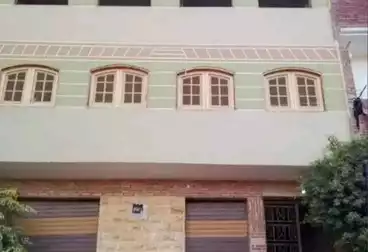 Building For sale - 3 rooms