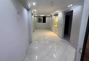 Apartments For sale - 2 rooms - floor 11