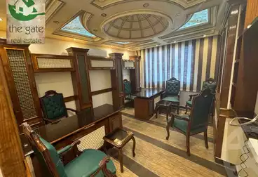 مقر إداري للبيع - 2 غرف - بالدور 1