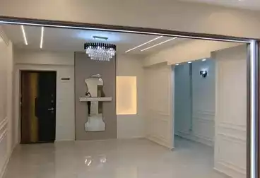 Apartments For sale - 3 rooms - floor 1