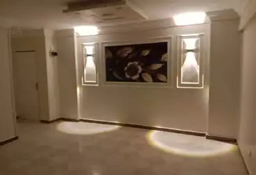 شقق للبيع - 2 غرف - بالدور 1