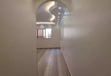 Apartments For sale - 3 rooms - floor 8