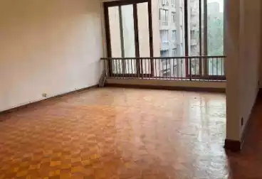 Apartments For sale - 3 rooms - floor 5