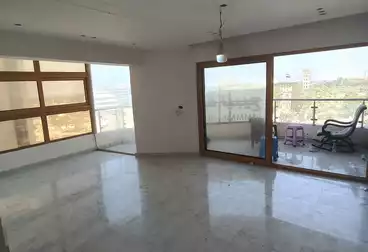 Apartments For sale - 3 rooms - floor 9