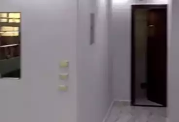 شقق للبيع - 3 غرف - بالدور 2