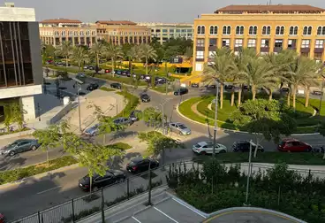 ستوديو للإيجار - 1 غرف - بالدور 1