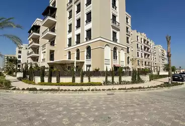 شقق للبيع - 3 غرف - بالدور 1