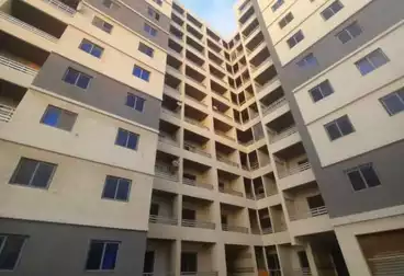 Apartments For sale - 3 rooms - floor 9