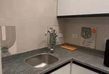 شقق للإيجار - 1 غرف - بالدور 4