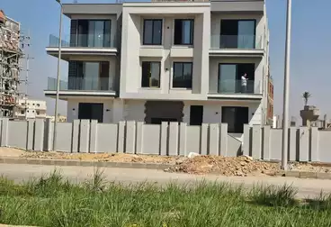 undefined undefined - 3 rooms - floor 2