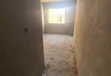 Apartments For sale - 3 rooms - floor 1