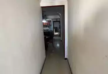 Furnished Apartment For sale - 3 rooms - floor 1