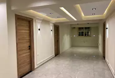 Apartments For sale - 3 rooms - floor 1