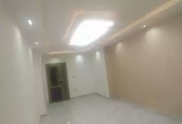 شقق للإيجار - 3 غرف - بالدور 0