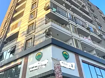 شقق للبيع - 3 غرف - بالدور 8