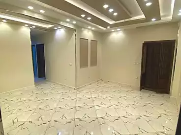 شقق للبيع - 2 غرف - بالدور 1