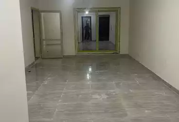 شقق للإيجار - 3 غرف - بالدور 4