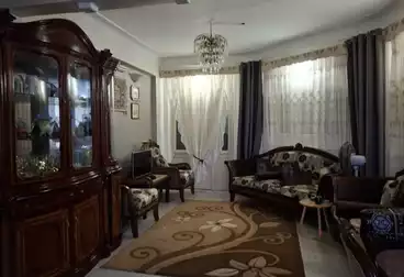 House / Home For sale - 3 rooms