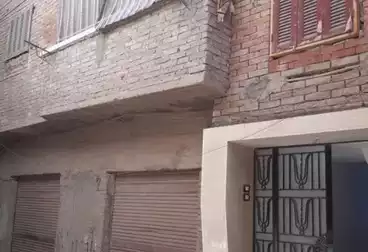 Building For sale - 3 rooms