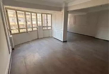 Apartments For sale - 3 rooms - floor 6