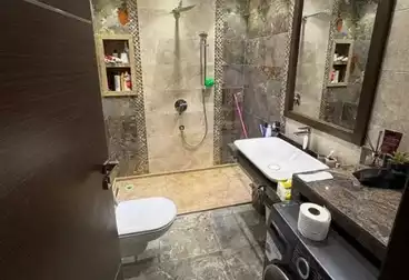 Apartments For sale - 3 rooms - floor 8