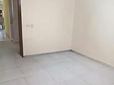 عقارات للإيجار - 3 غرف - بالدور 1