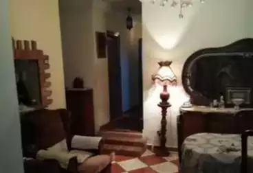 Furnished Apartment For sale - 3 rooms - floor 10