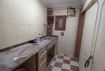 شقق للبيع - 3 غرف - بالدور 5