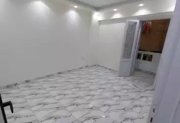 شقق للبيع - 3 غرف - بالدور 1