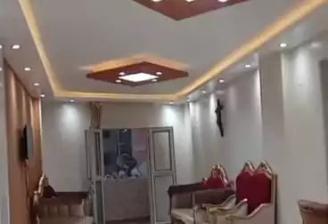 Apartments For sale - 2 rooms - floor 8